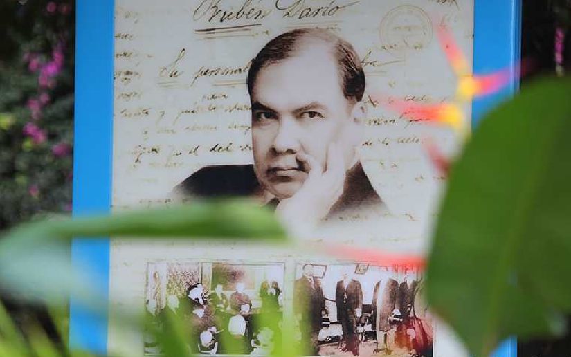 Honran legado de Rubén Darío en aniversario de natalicio