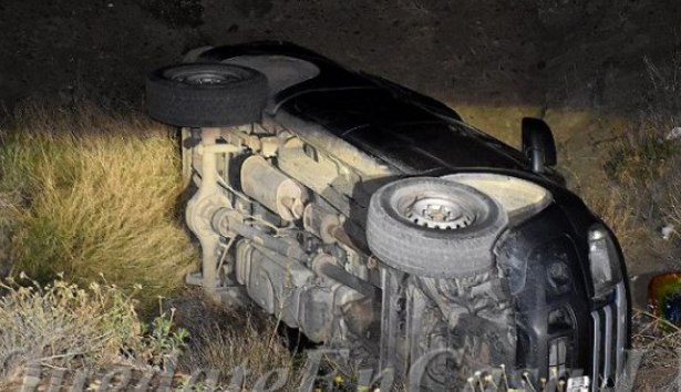 Vuelco de camioneta deja dos heridos graves en Chontales