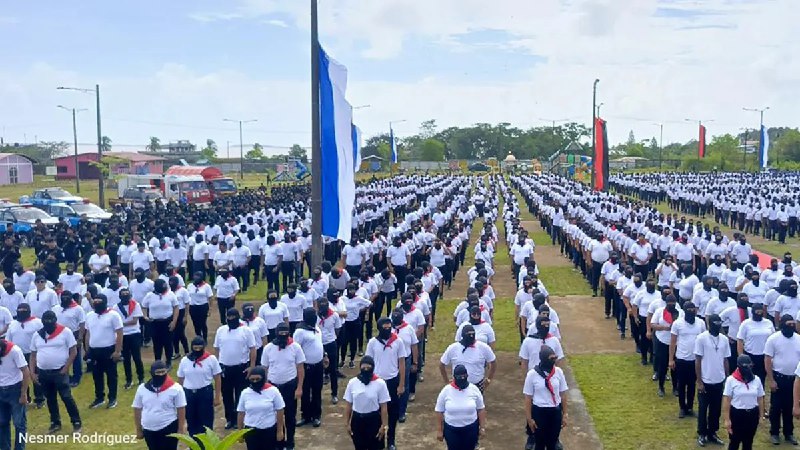 Más de 2 mil Policías Voluntarios juramentan su compromiso con la seguridad en Bluefields