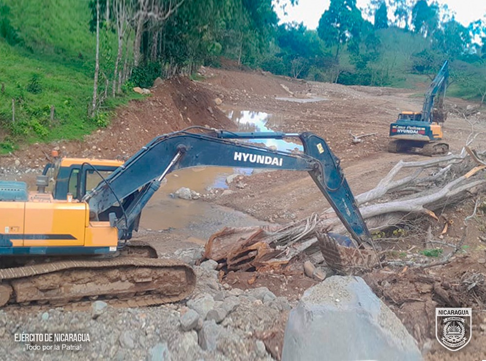 Un detenido y maquinaria pesada ocupada por minería ilegal en Mulukukú