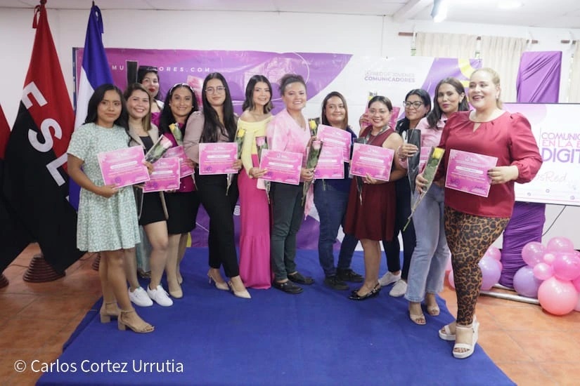 Comunicadoras Sandinistas reciben reconocimientos
