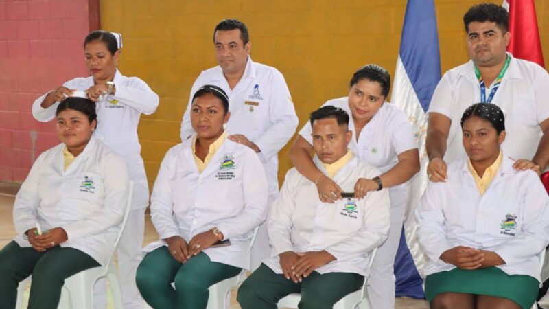 Histórico: 50 enfermeros inician prácticas profesionales en Prinzapolka gracias al programa UNICAM