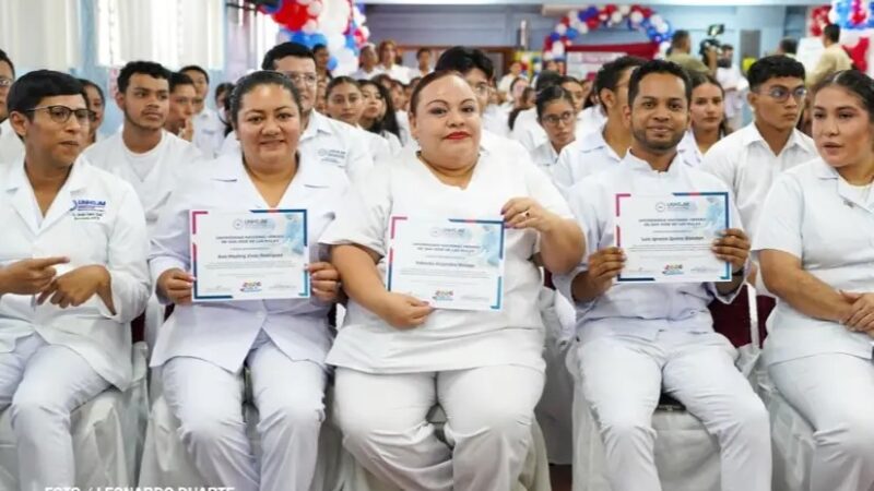 Realizan feria científica “Saberes que sanan en honor a la enfermería revolucionaria”