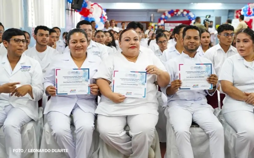 Realizan feria científica “Saberes que sanan en honor a la enfermería revolucionaria”