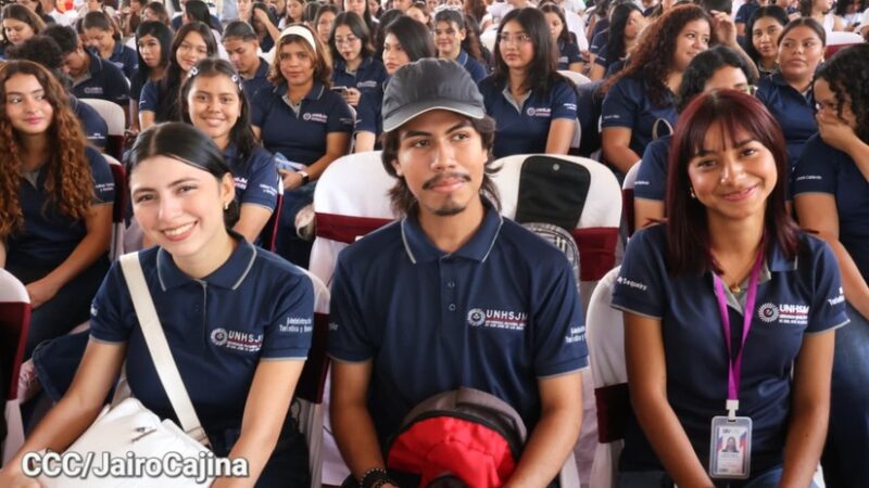 Universitarios analizan crecimiento del sector turístico en Nicaragua