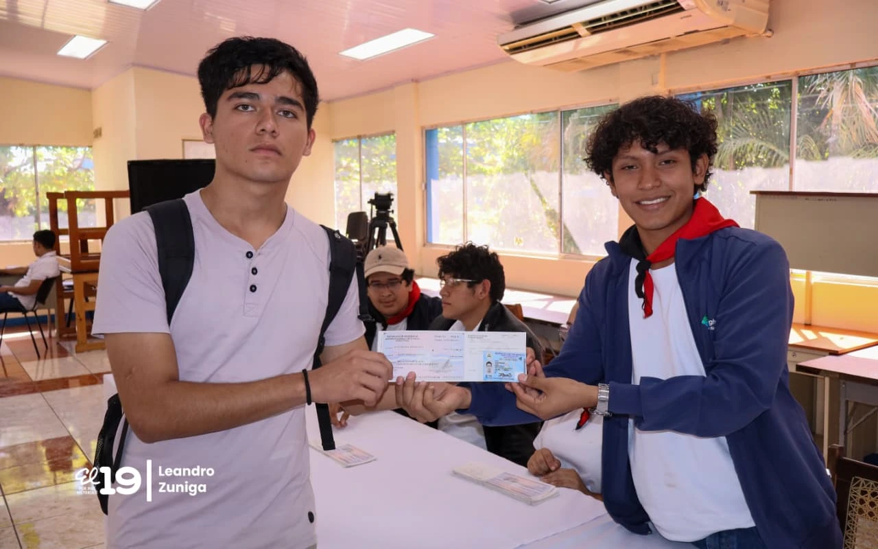 Becas Pueblo Presidente; una victoria educativa de la juventud nicaragüense