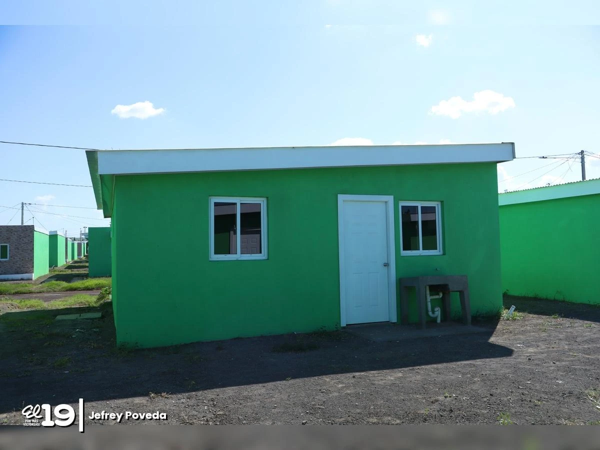 Entregan primeras 100 viviendas en residenciales Las Madres y Nicaragua